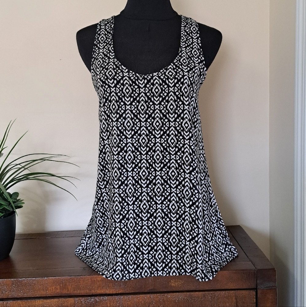 ✨Bluenote Geometric Print  Top